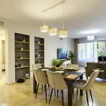 Heavean Garden Flat