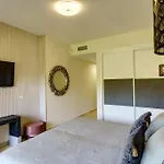 Heavean Garden Flat Διαμέρισμα Εστεπόνα